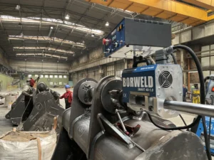 Read more about the article Line boring machine – professional reconditioning of worn machine holes