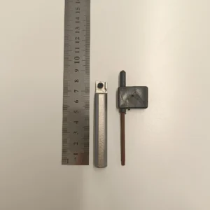 Couteau de surface droitier, diamètre 12 mm – S12R80