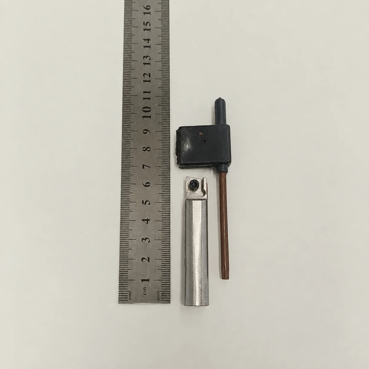 Outil de tournage S12R60 (Ø12 × 60 mm – droite)
